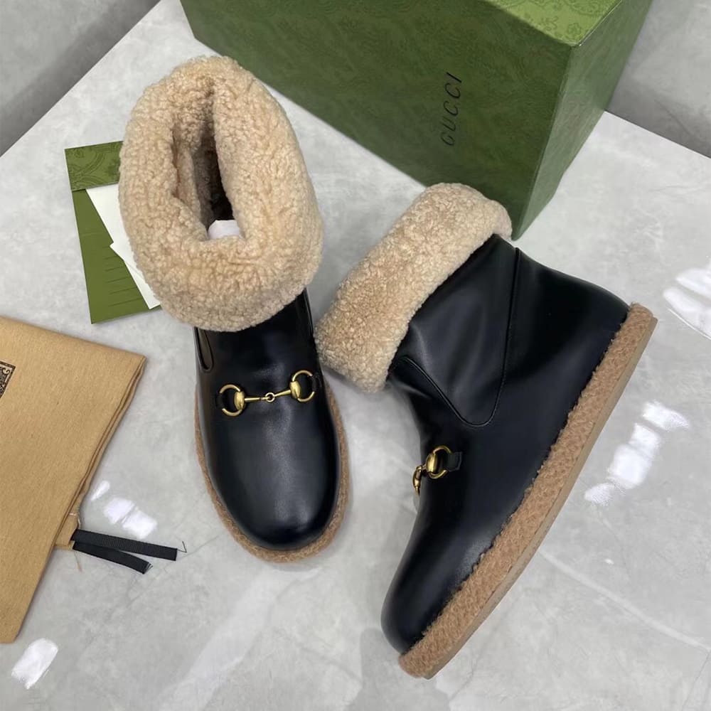 Gvc*1 ankle boots with Horsebit