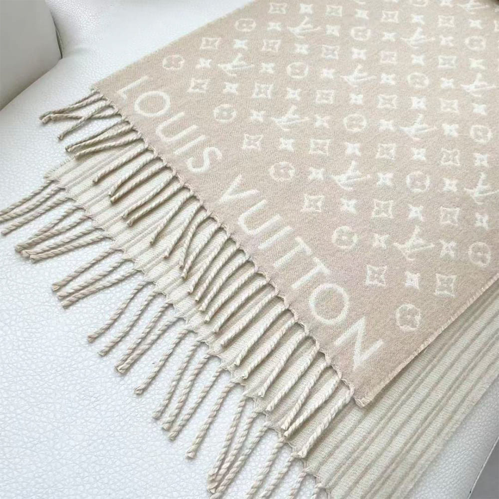 LV Scarf