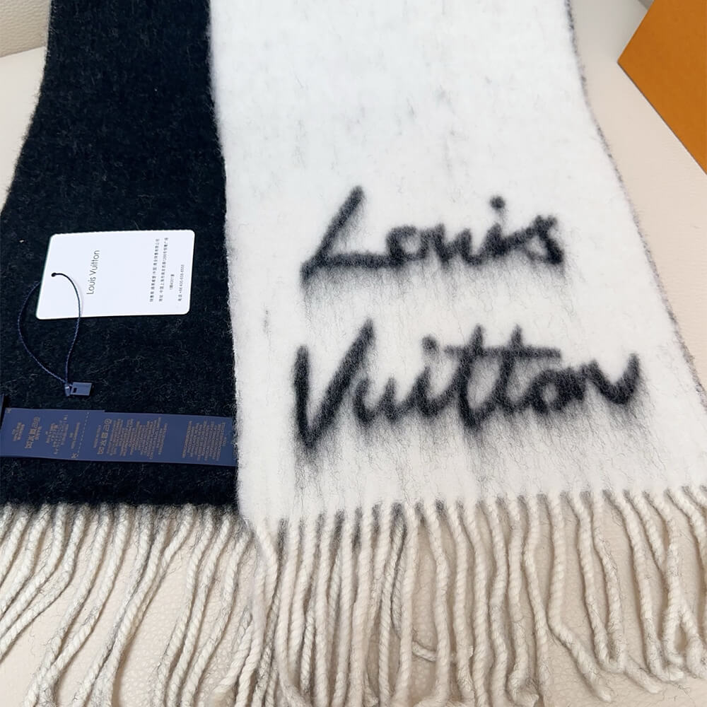 LV Fluffygram Scarf