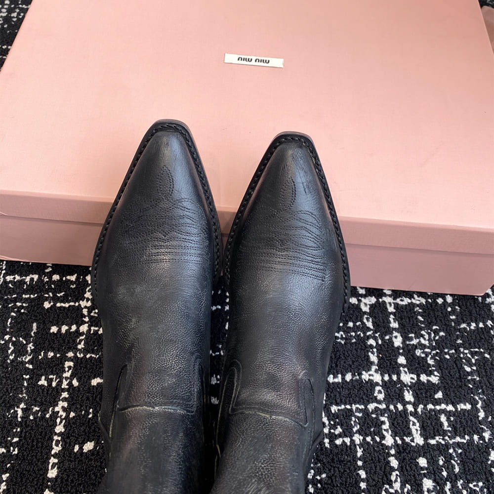 M1um1u Leather boots