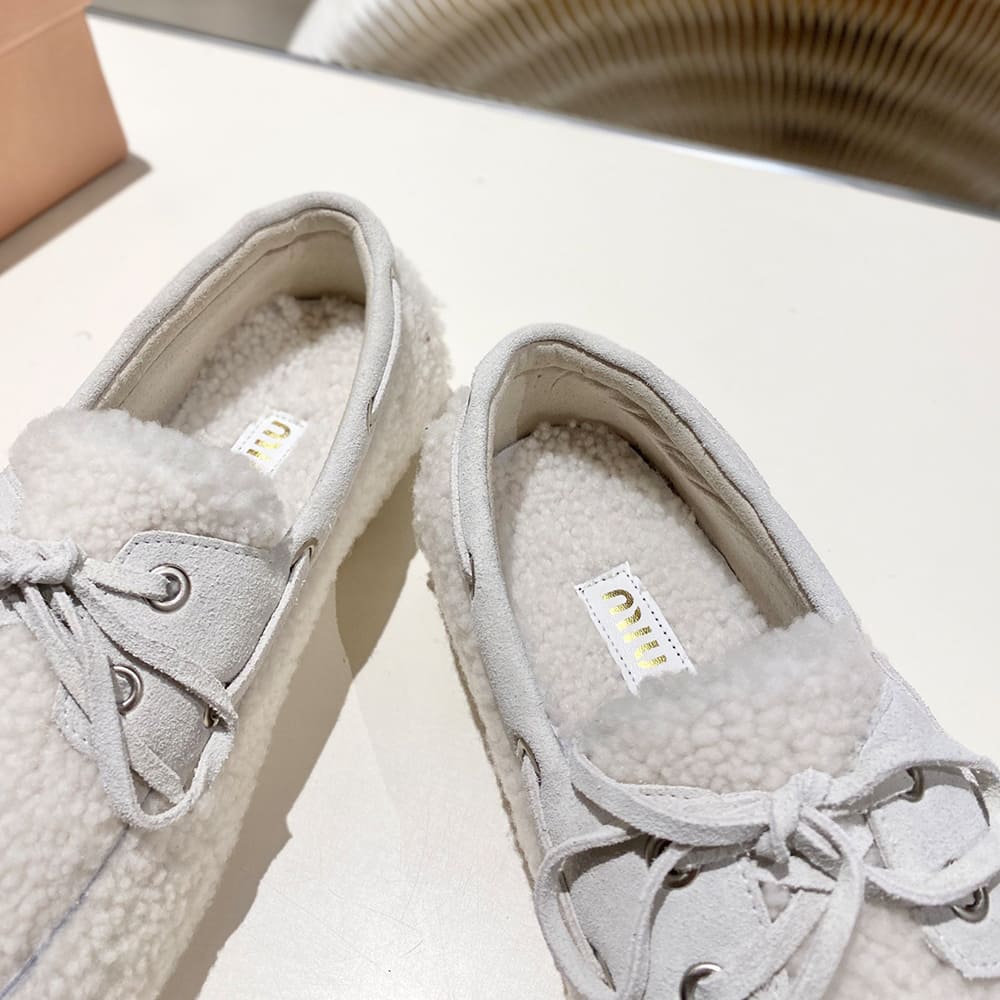 M1um1u Shearing loafers