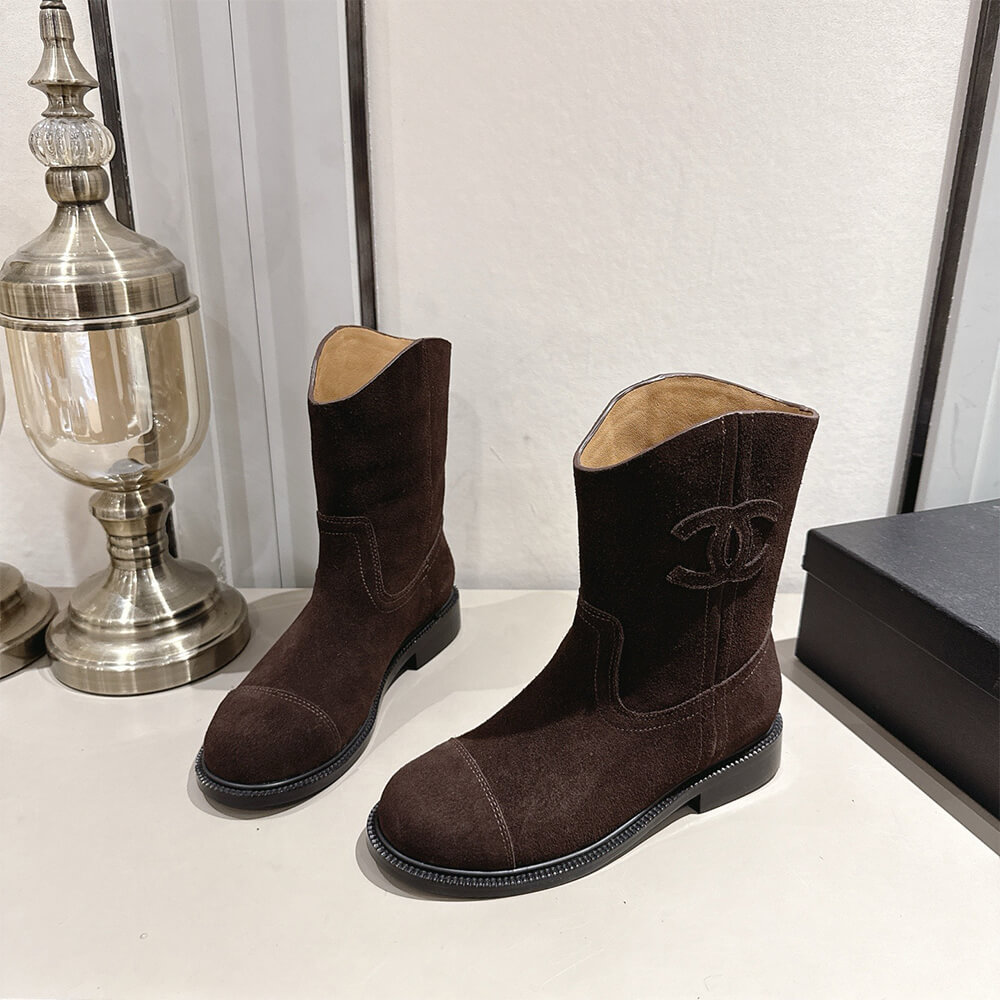 Ch**el Boots