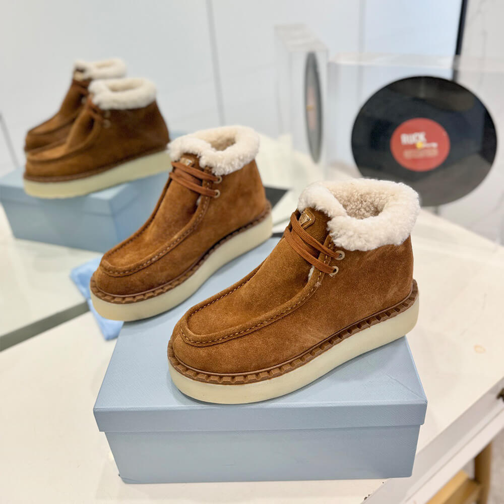 Pra*a Suede leather polo boots