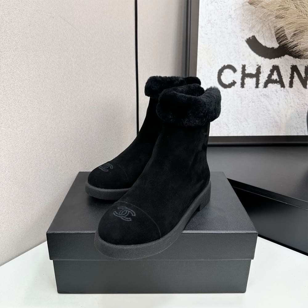 Ch**el Boot