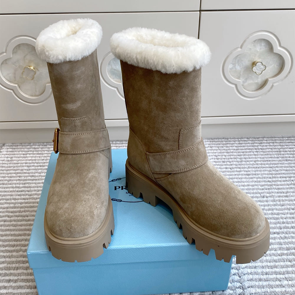 Pra*a Leather booties