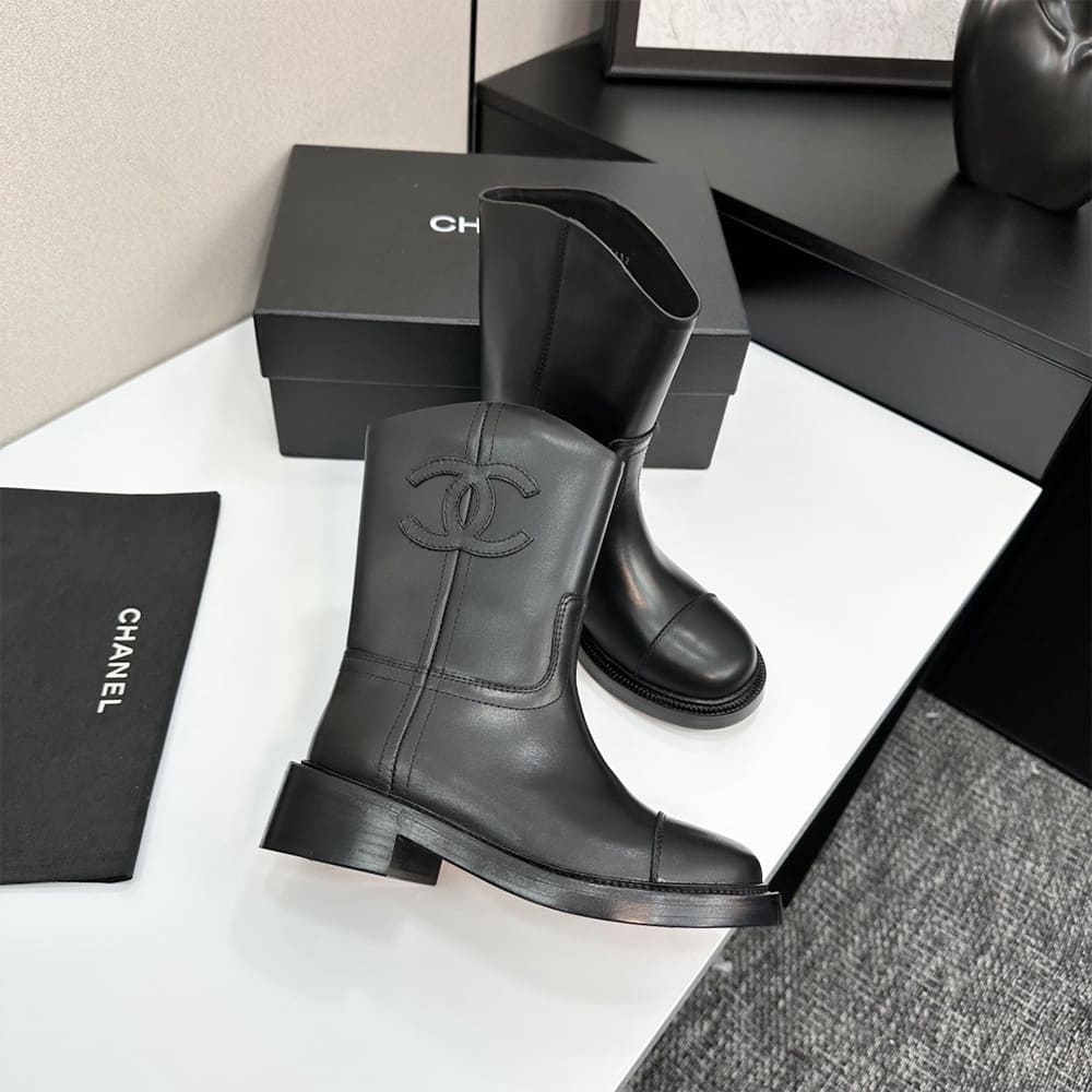 Ch**el Boots