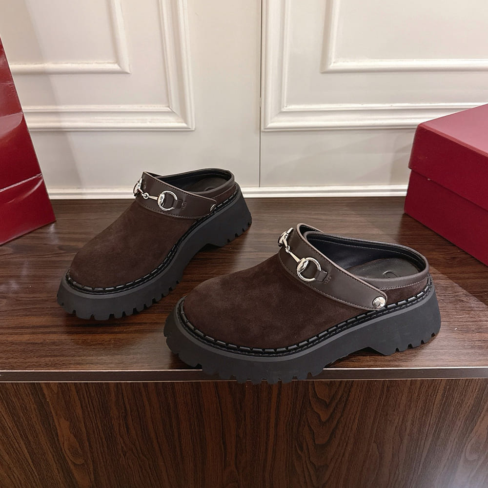 Gvc*1 Women’s mule with Horsebit