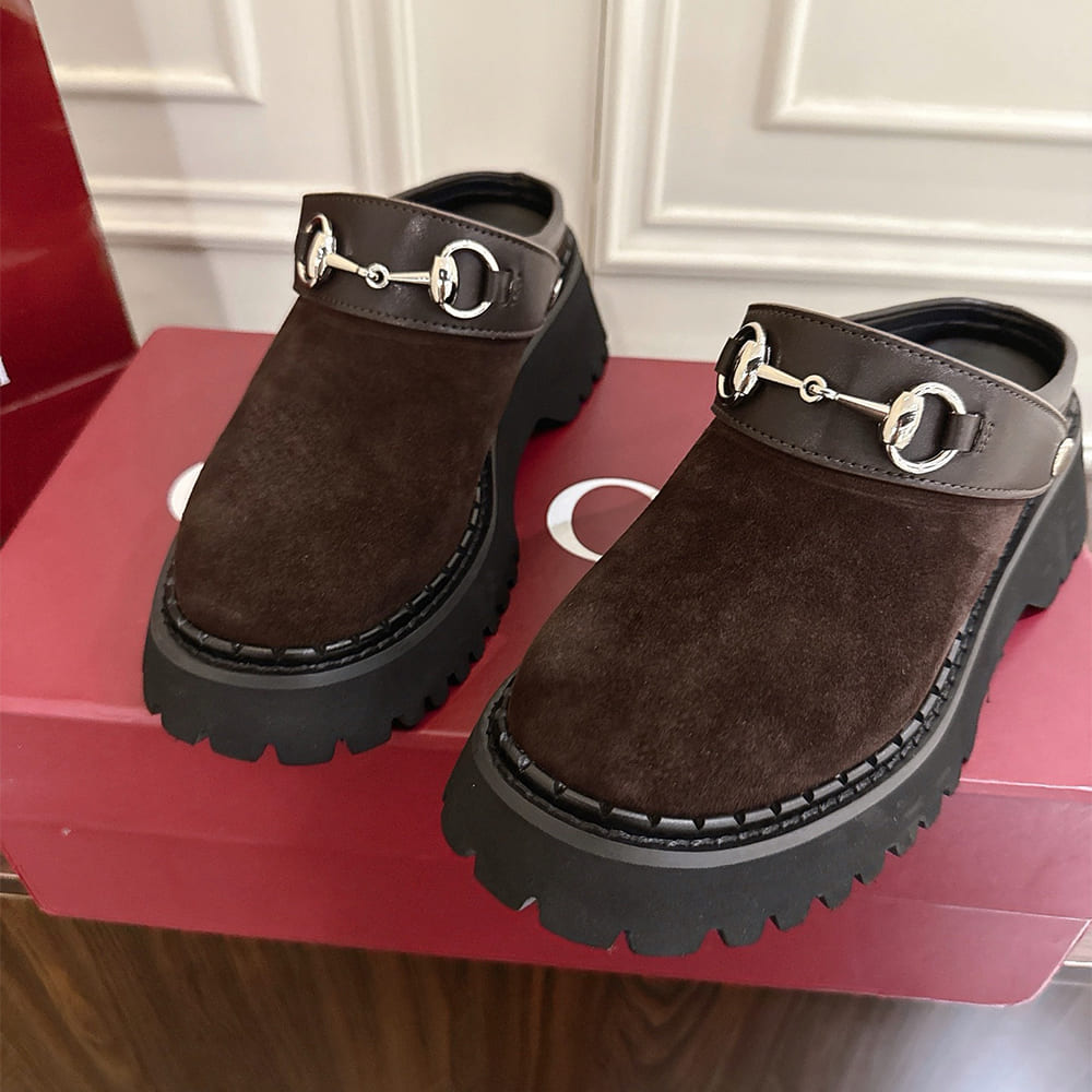 Gvc*1 Women’s mule with Horsebit