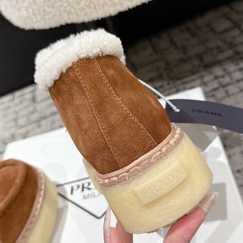 Pra*a Suede loafers