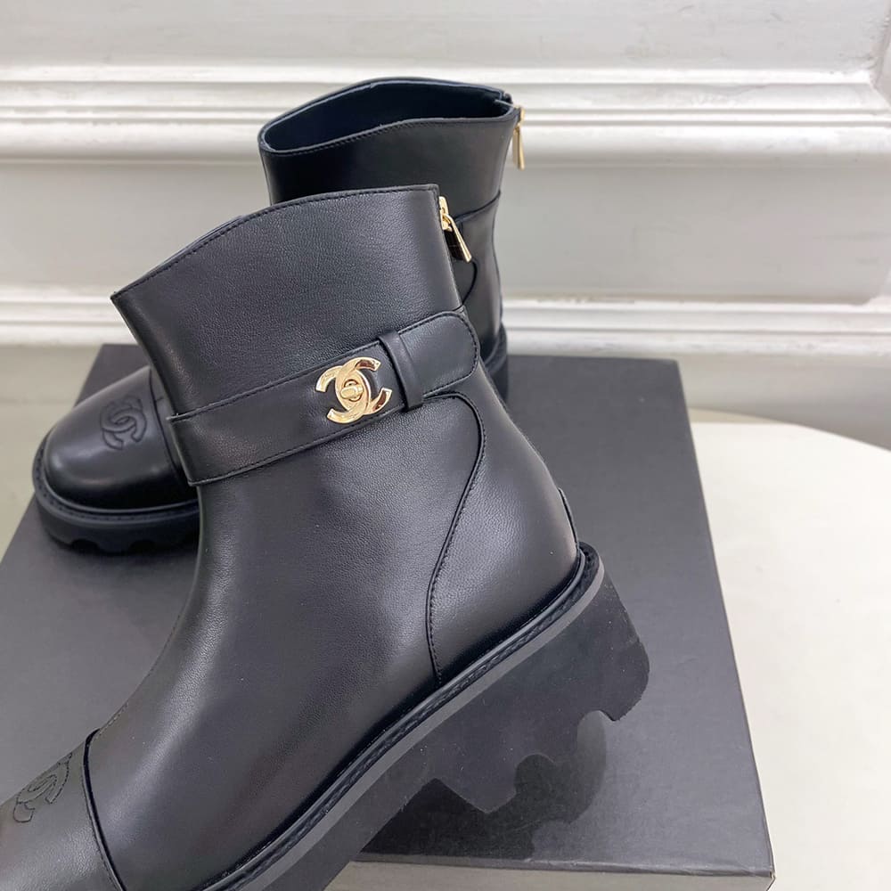 Ch**el Boots