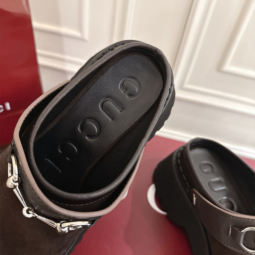 Gvc*1 Women’s mule with Horsebit