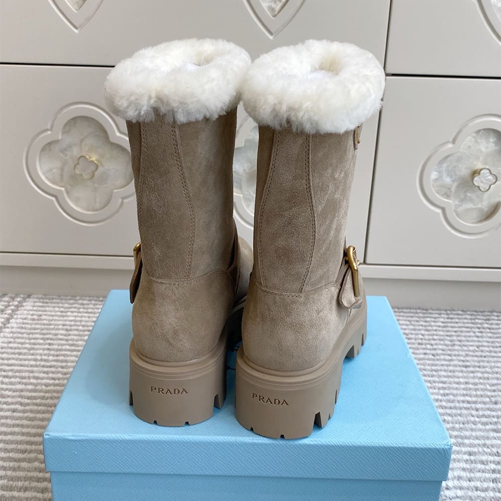 Pra*a Leather booties