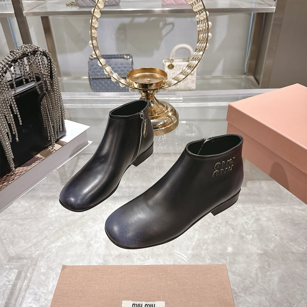 M1um1u Fumé Leather Ankle Boots