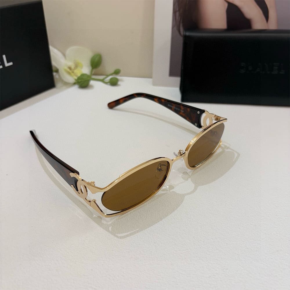 Ch**el SUNGLASSES