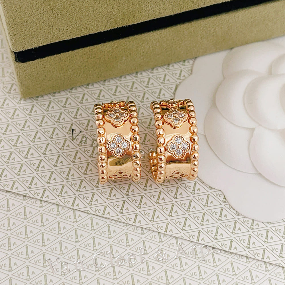 VCA Perl??e four-leaf clover hoop earrings