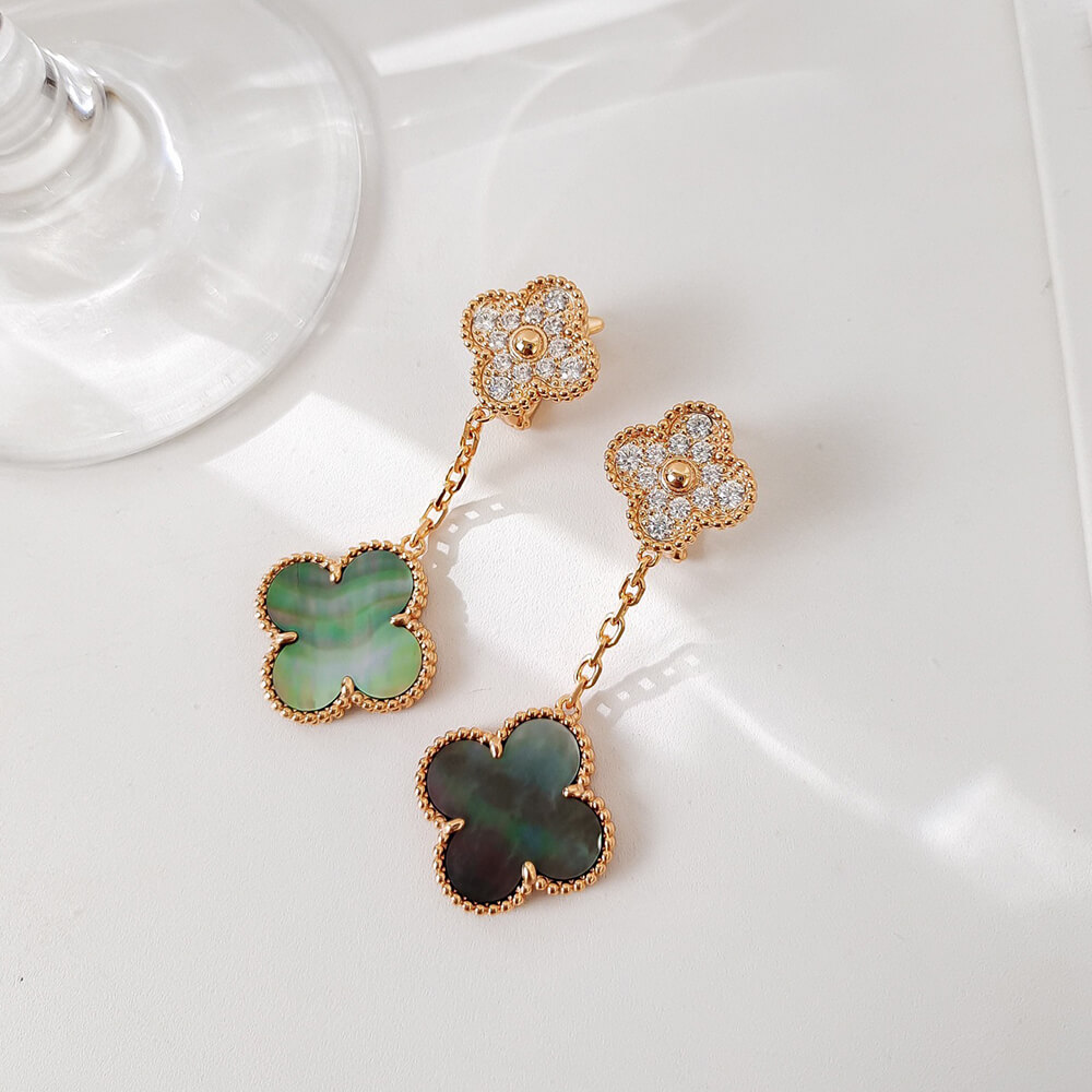 VCA Magic Alhambra EARRINGS