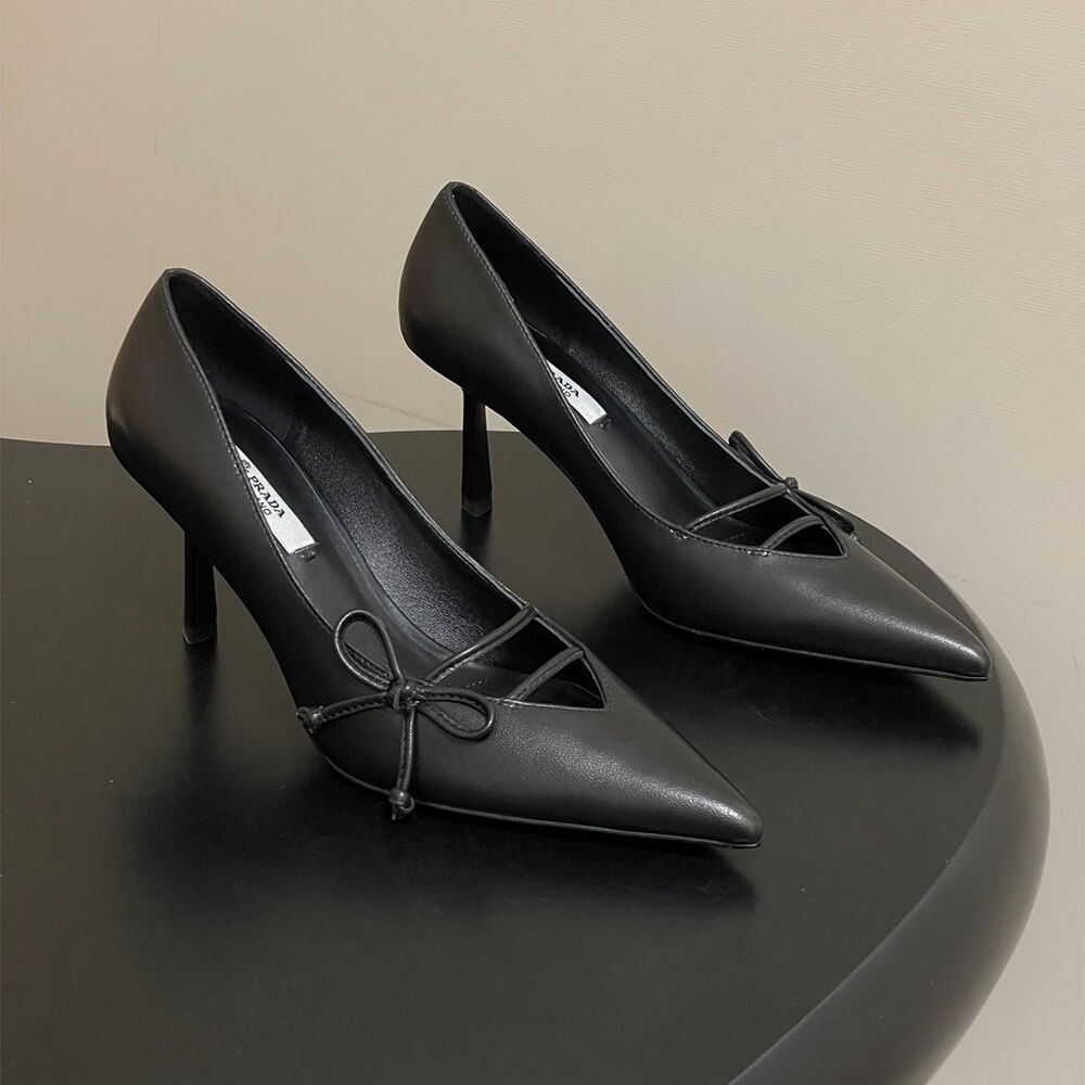 Pra*a leather pumps