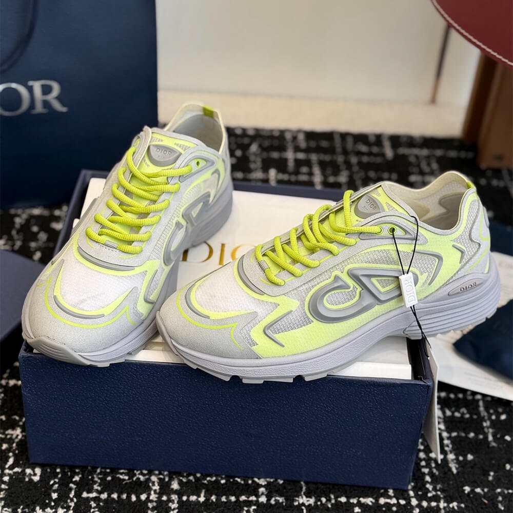 D10r B30 Countdown Tech Sneaker