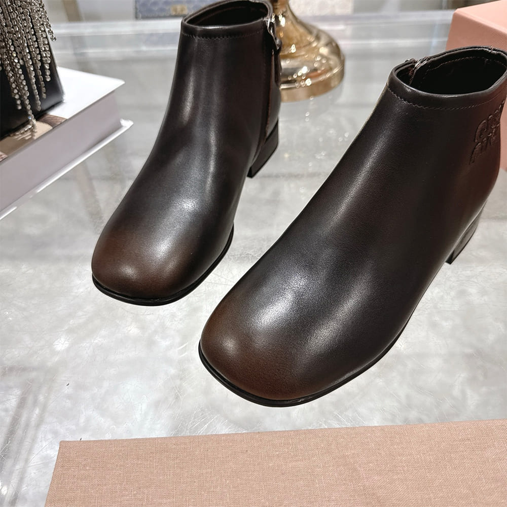 M1um1u Fumé Leather Ankle Boots