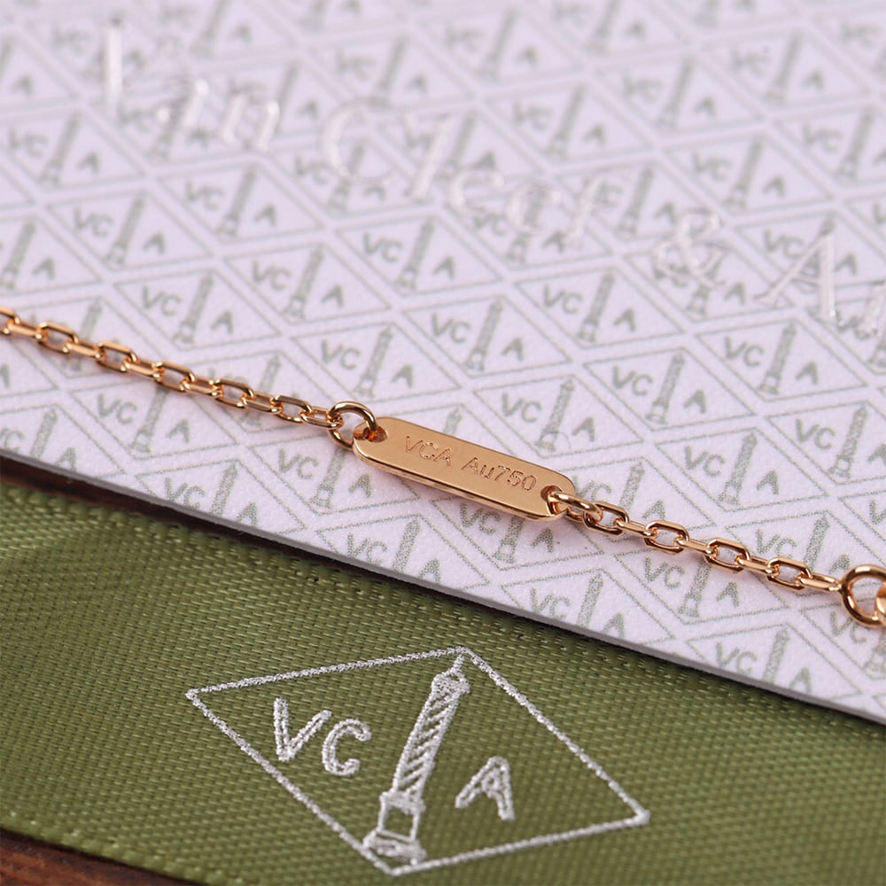 VCA necklace