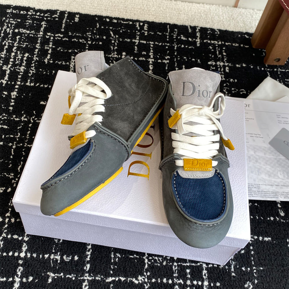 D10r Roadie Lace-Up Boot