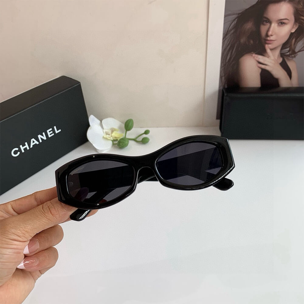 Ch**el SUNGLASSES