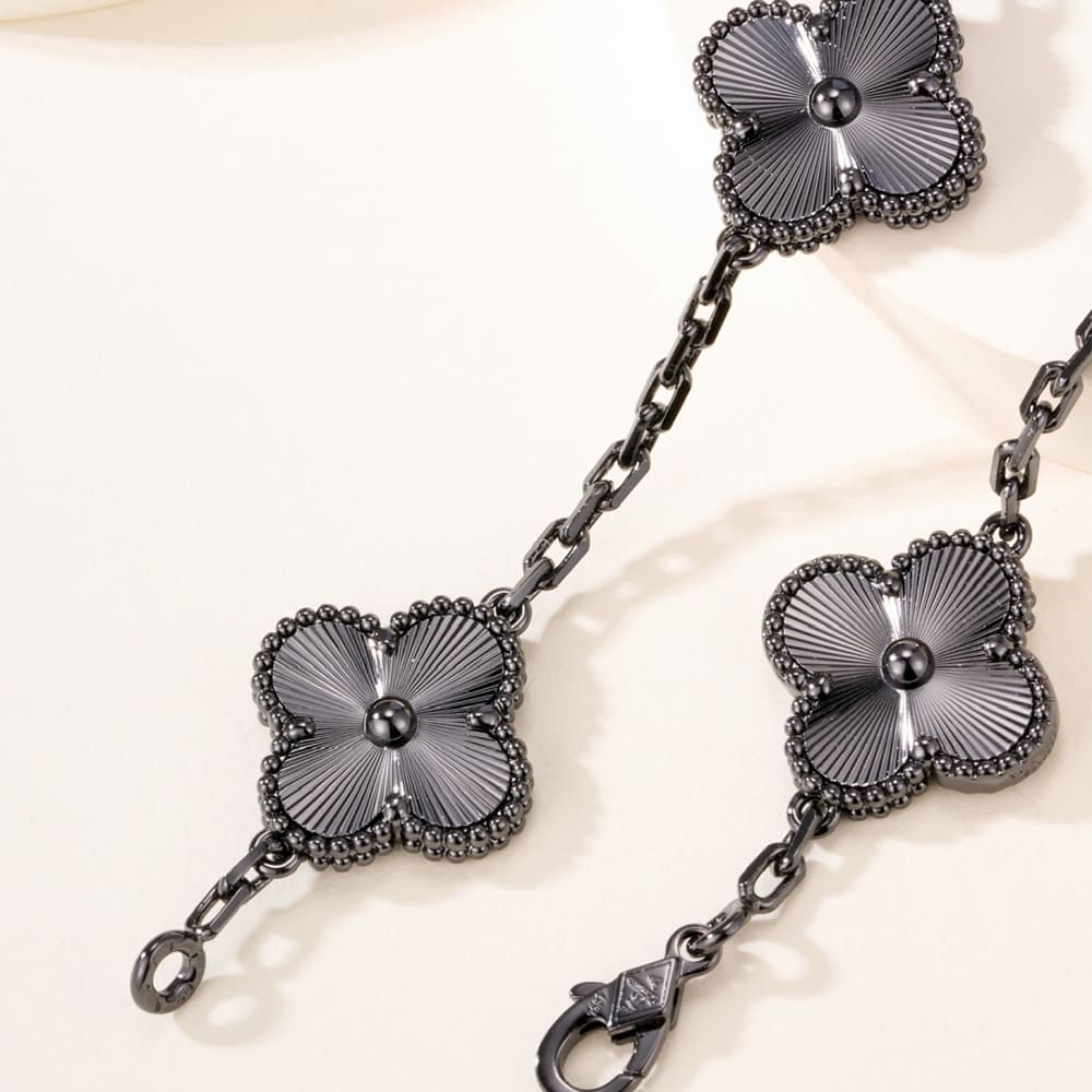 VCA Vintage Alhambra bracelet