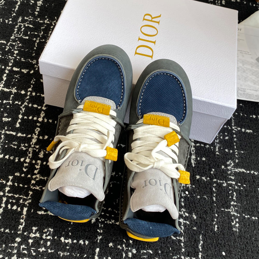 D10r Roadie Lace-Up Boot