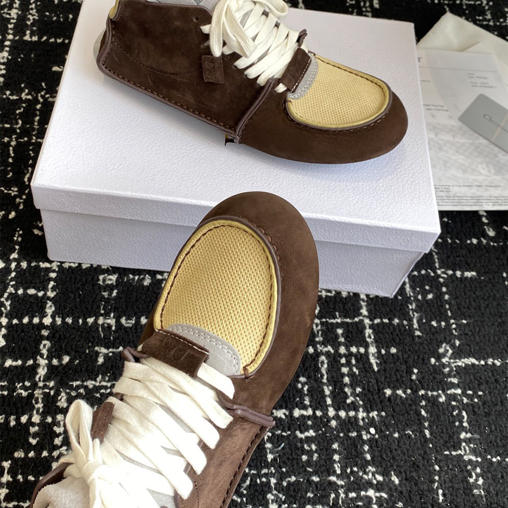 D10r Roadie Lace-Up Boot