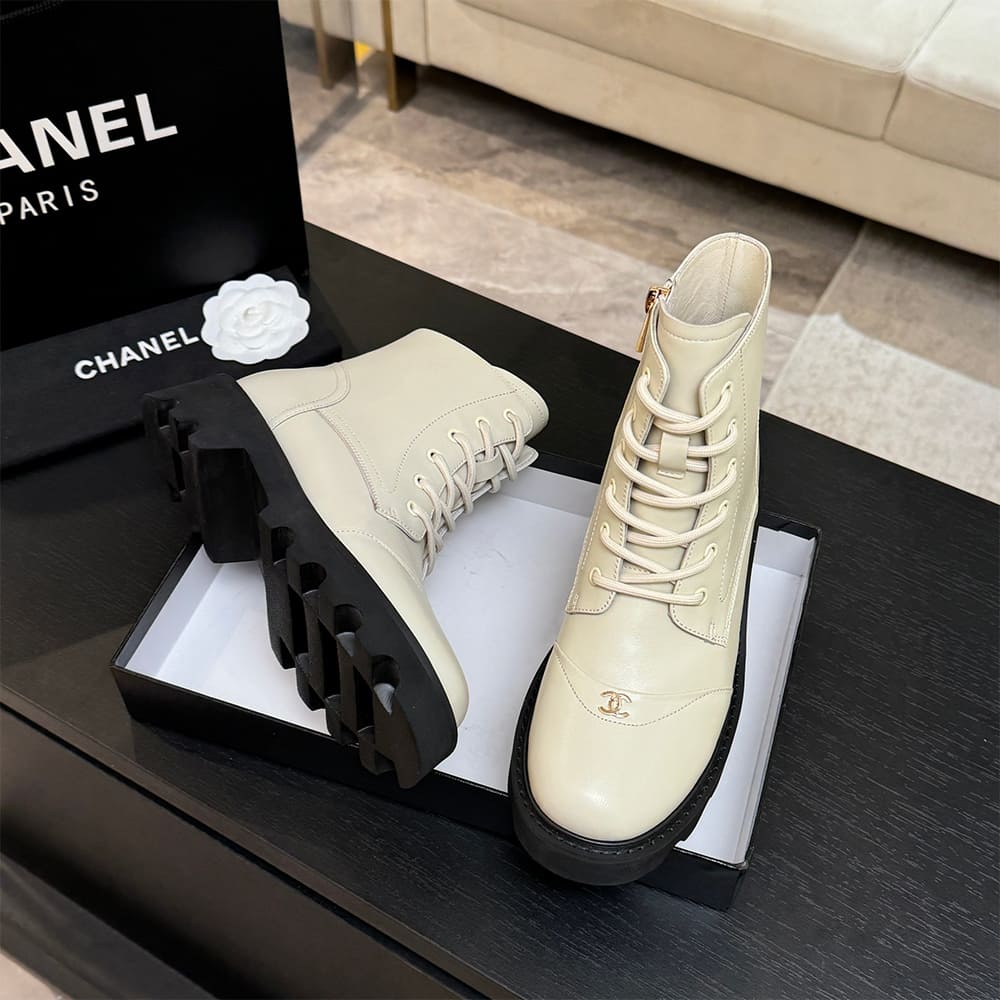 Ch**el Boots