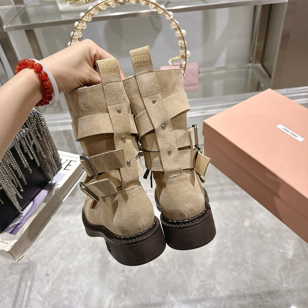 M1um1u Boots