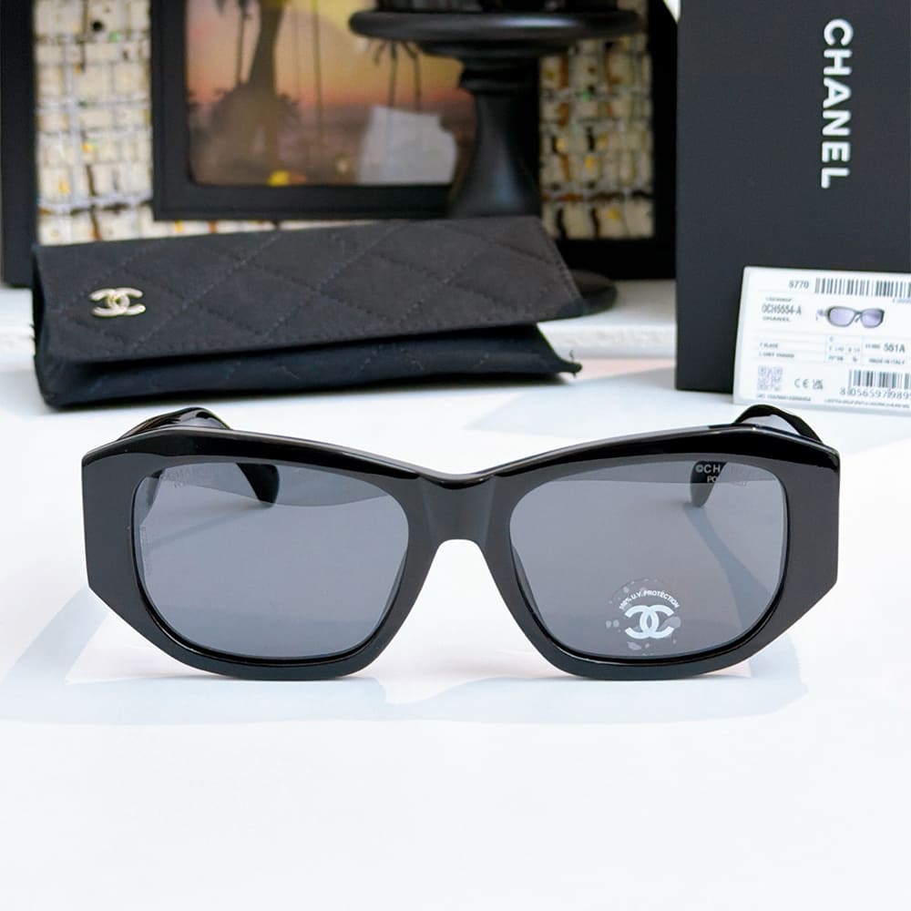 Ch**el Rectangle Sunglasses