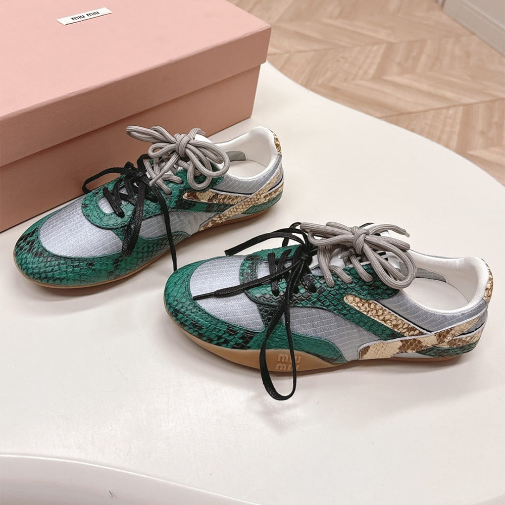 M1um1u Gymnasium Technical Sneaker
