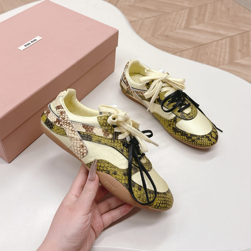 M1um1u Gymnasium Technical Sneaker
