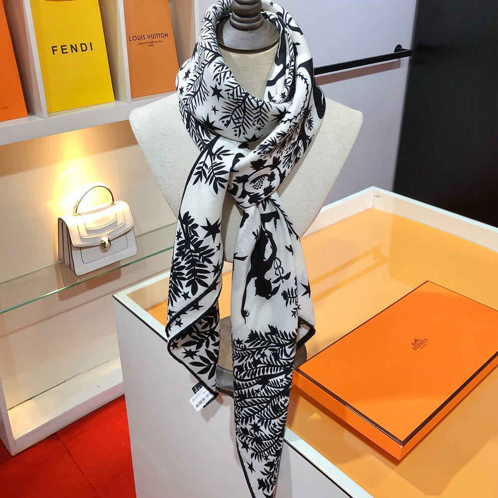 H**me5 Sous le Charme d’Orphee shawl 140