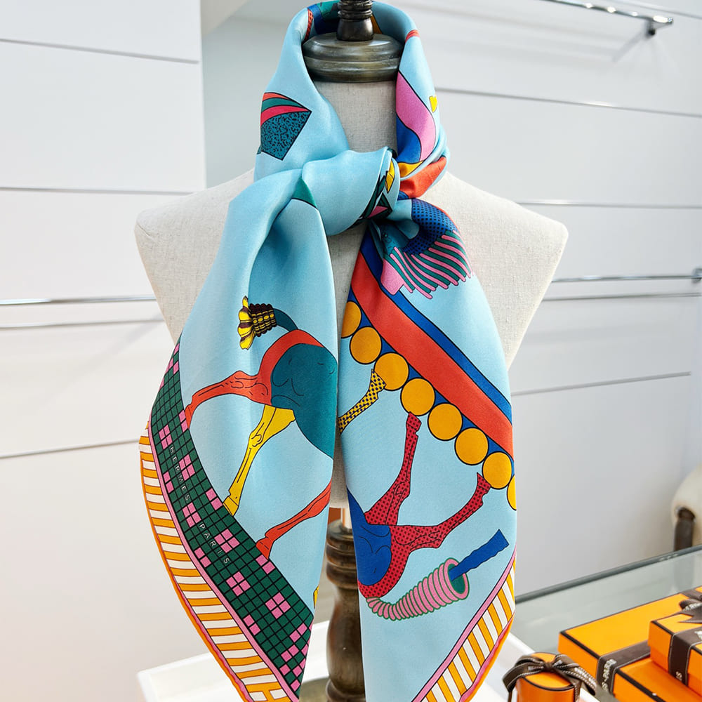 H**me5 A Toute Allure scarf 90