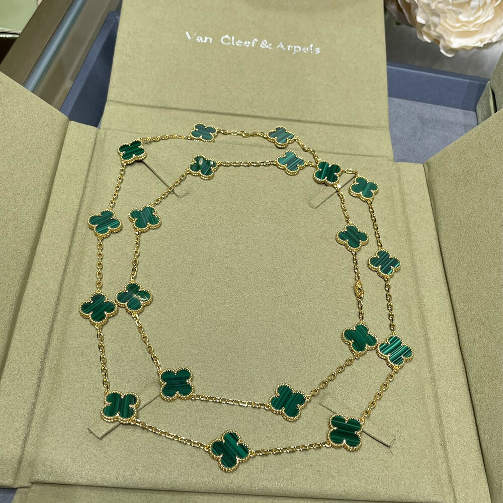VCA Vintage Alhambra long necklace, 20 motifs