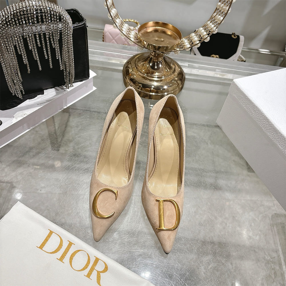 D10r Initials Pump