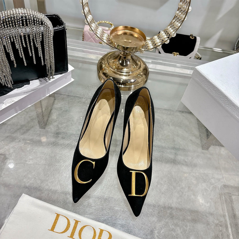 D10r Initials Pump