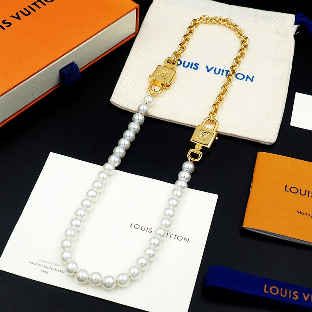 LV Pearlock Necklace