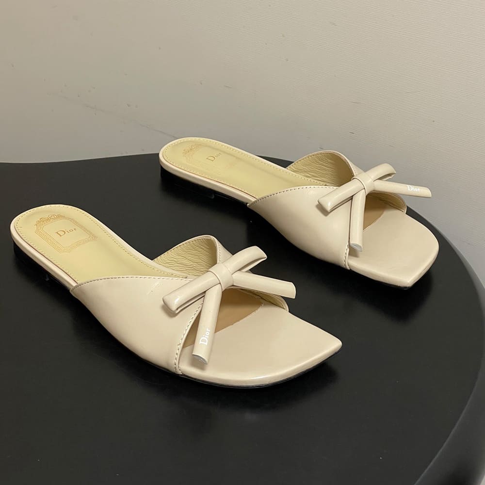 D10r Bow Slide (EU SIZE 35-42)
