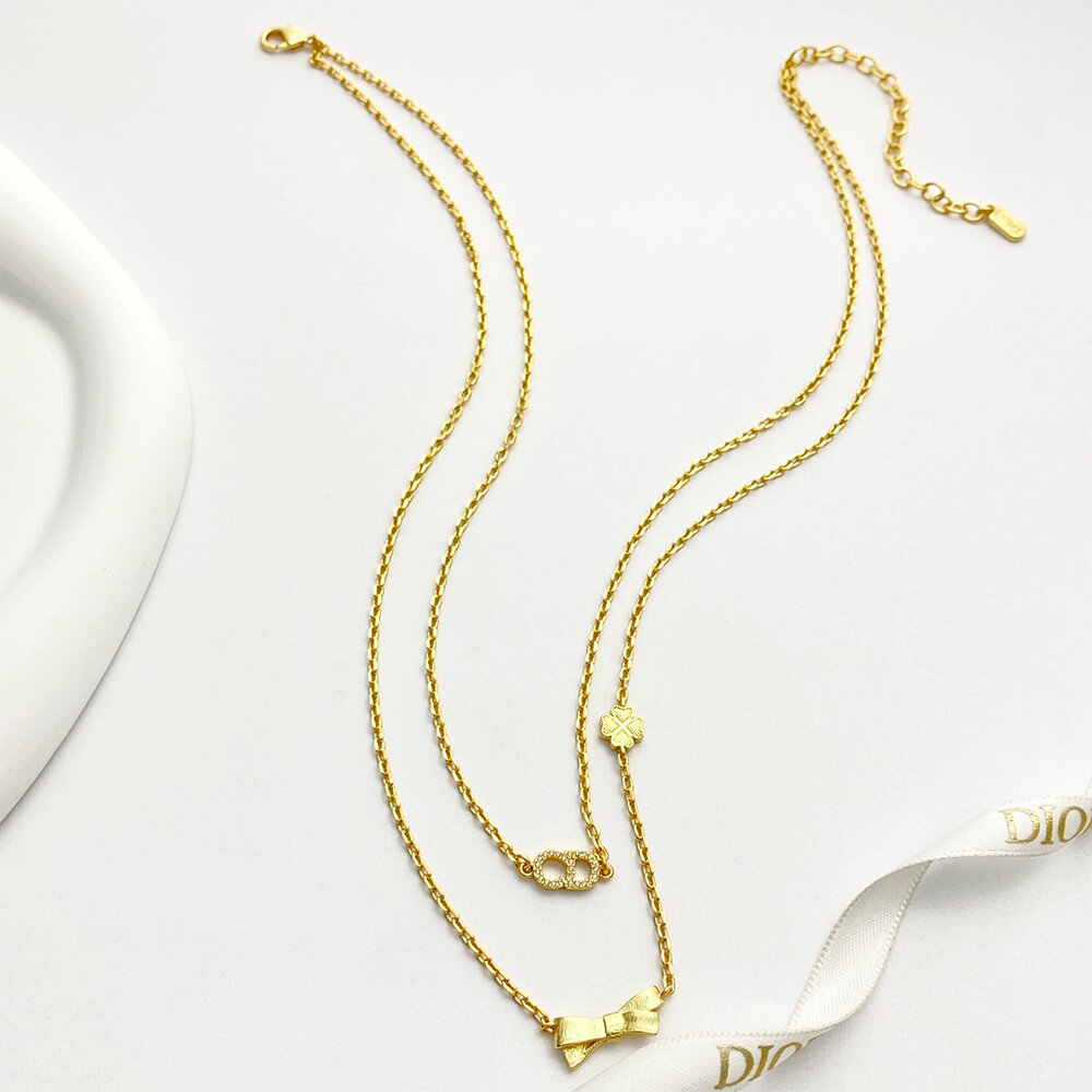 D10r CD Bow necklace