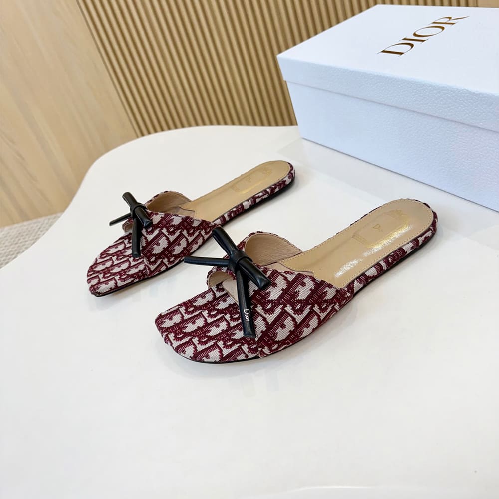 D10r Bow Slide (EU SIZE 35-43)