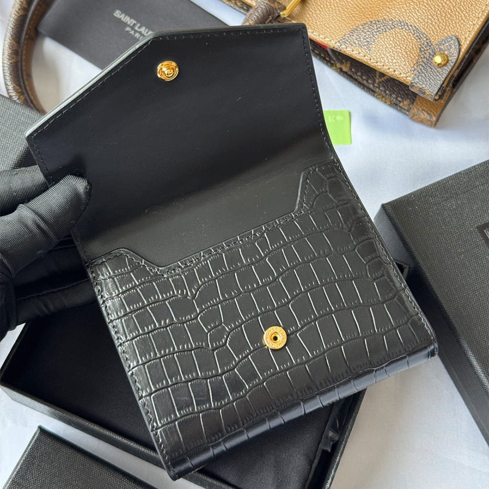 UPTOWN Compact wallet in crocodile-embossed shiny leather(HIGH-END GRADE)