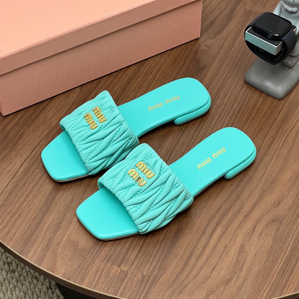 M1um1u Matelasse nappa leather slides (EU SIZE 35-42)