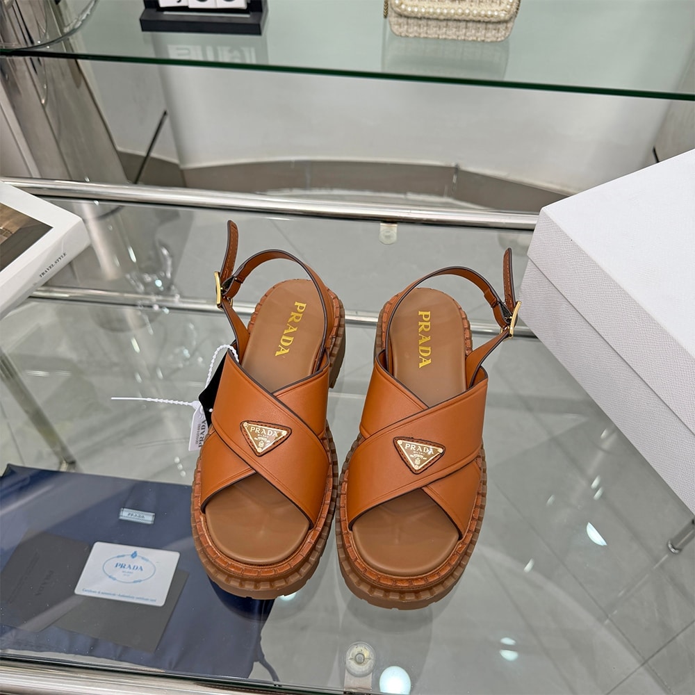 Pra*a Leather sandals (EU SIZE 35-42)