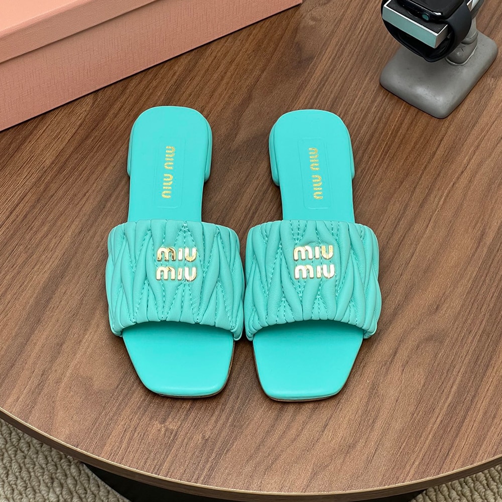 M1um1u Matelasse nappa leather slides (EU SIZE 35-42)