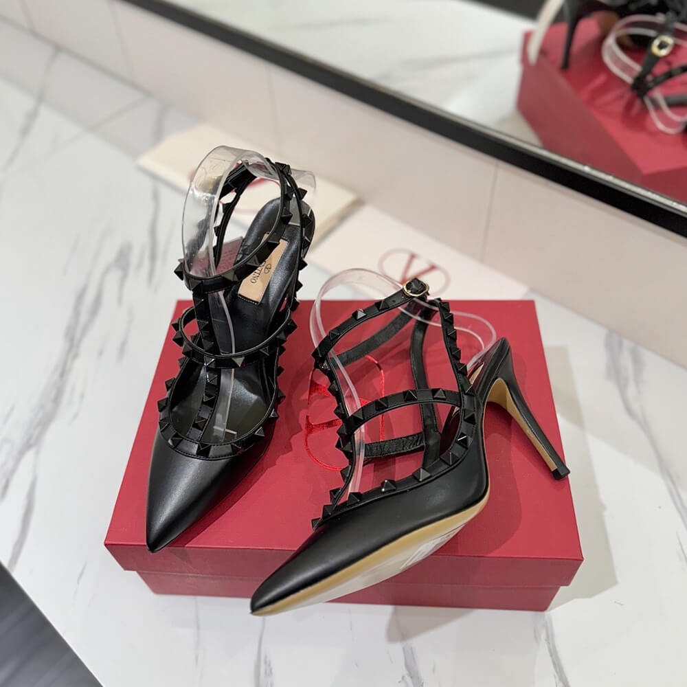 Va1e*ntin0 Rockstud heeled pumps(EU 35-42)