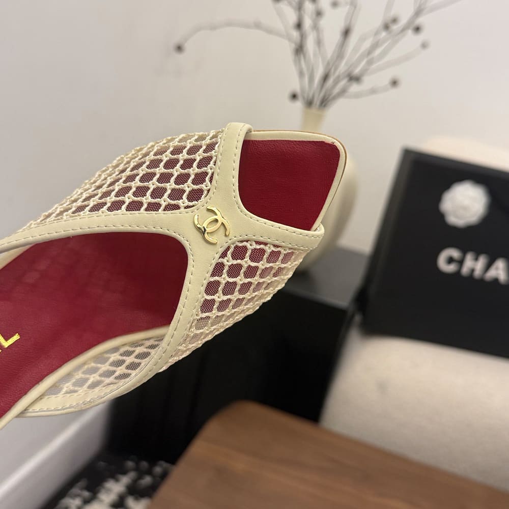Ch**el Mules (EU SIZE 34-41)