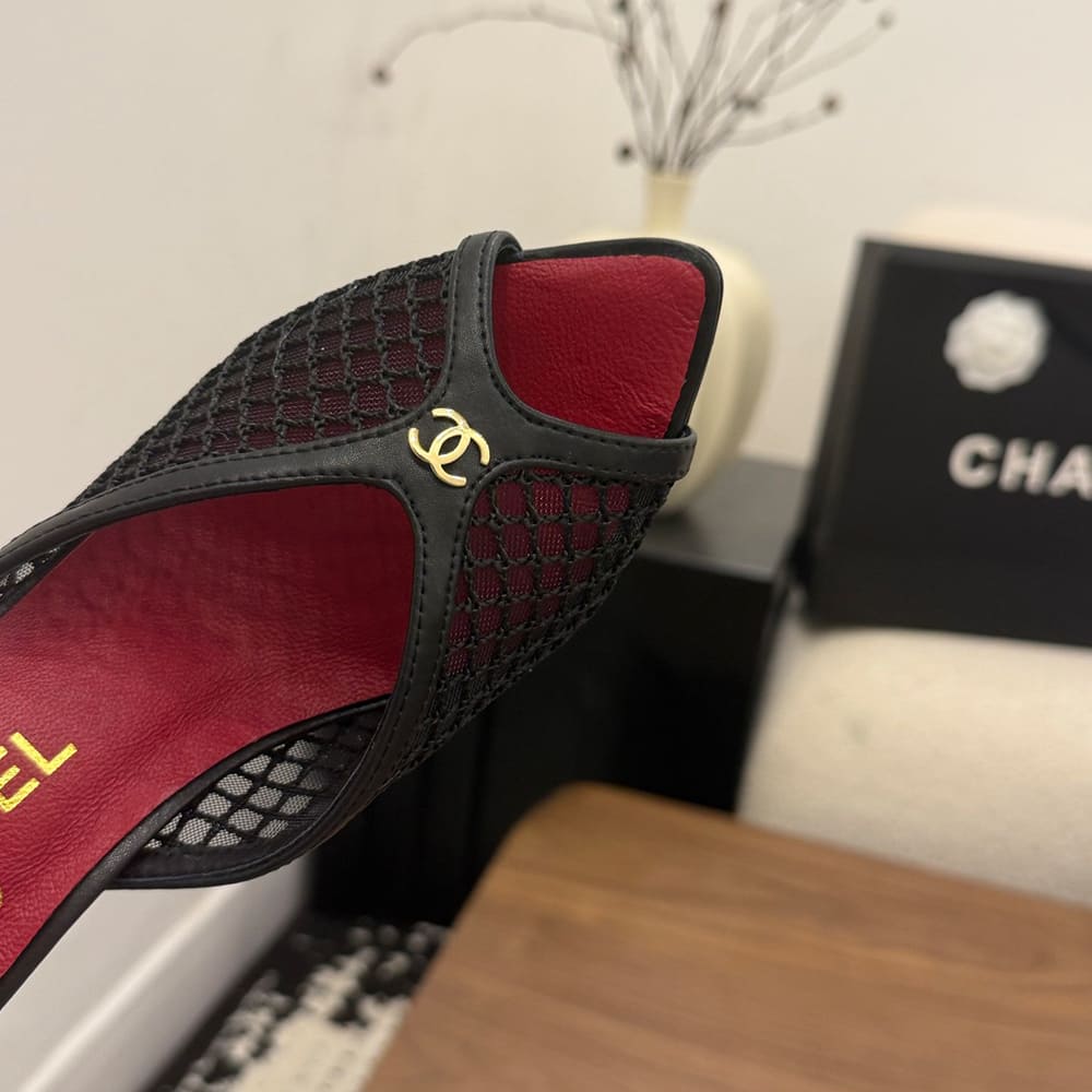 Ch**el Mules (EU SIZE 34-41)